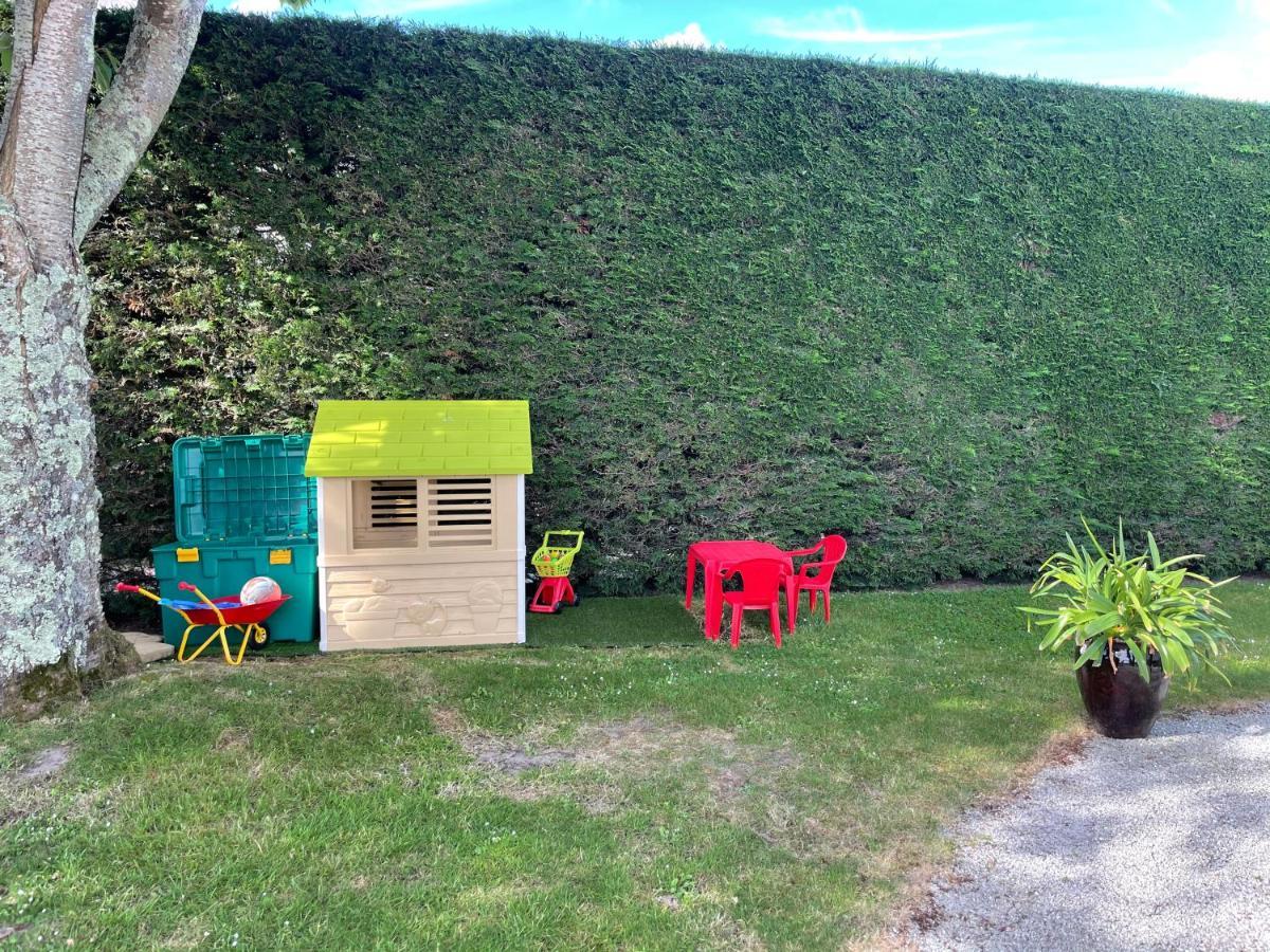 "La Revillaise" Proche Mer, Grand Jardin Clos, 2 A 5 Personnes-Adultes-Enfants- Réville Esterno foto