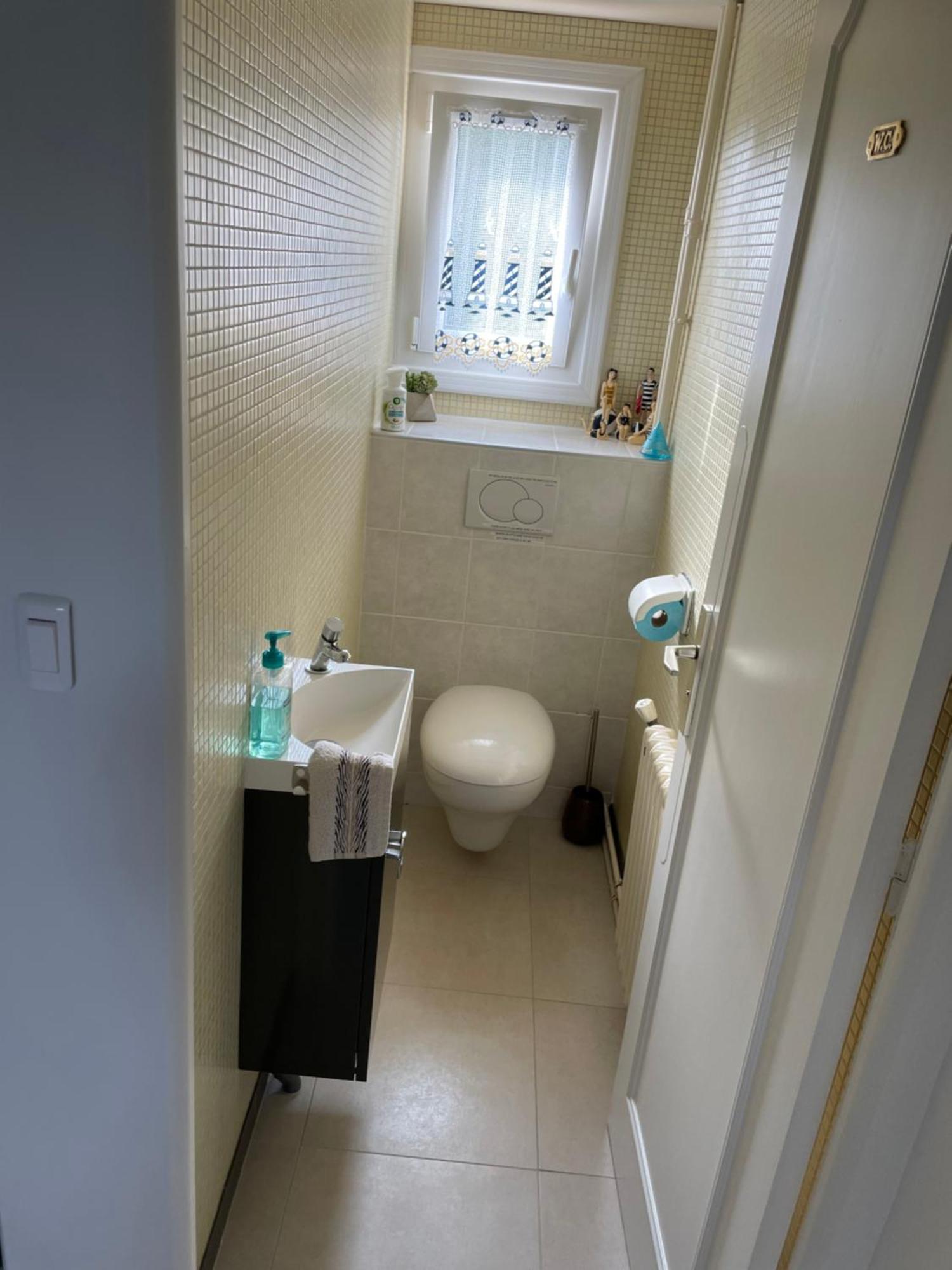 "La Revillaise" Proche Mer, Grand Jardin Clos, 2 A 5 Personnes-Adultes-Enfants- Réville Esterno foto