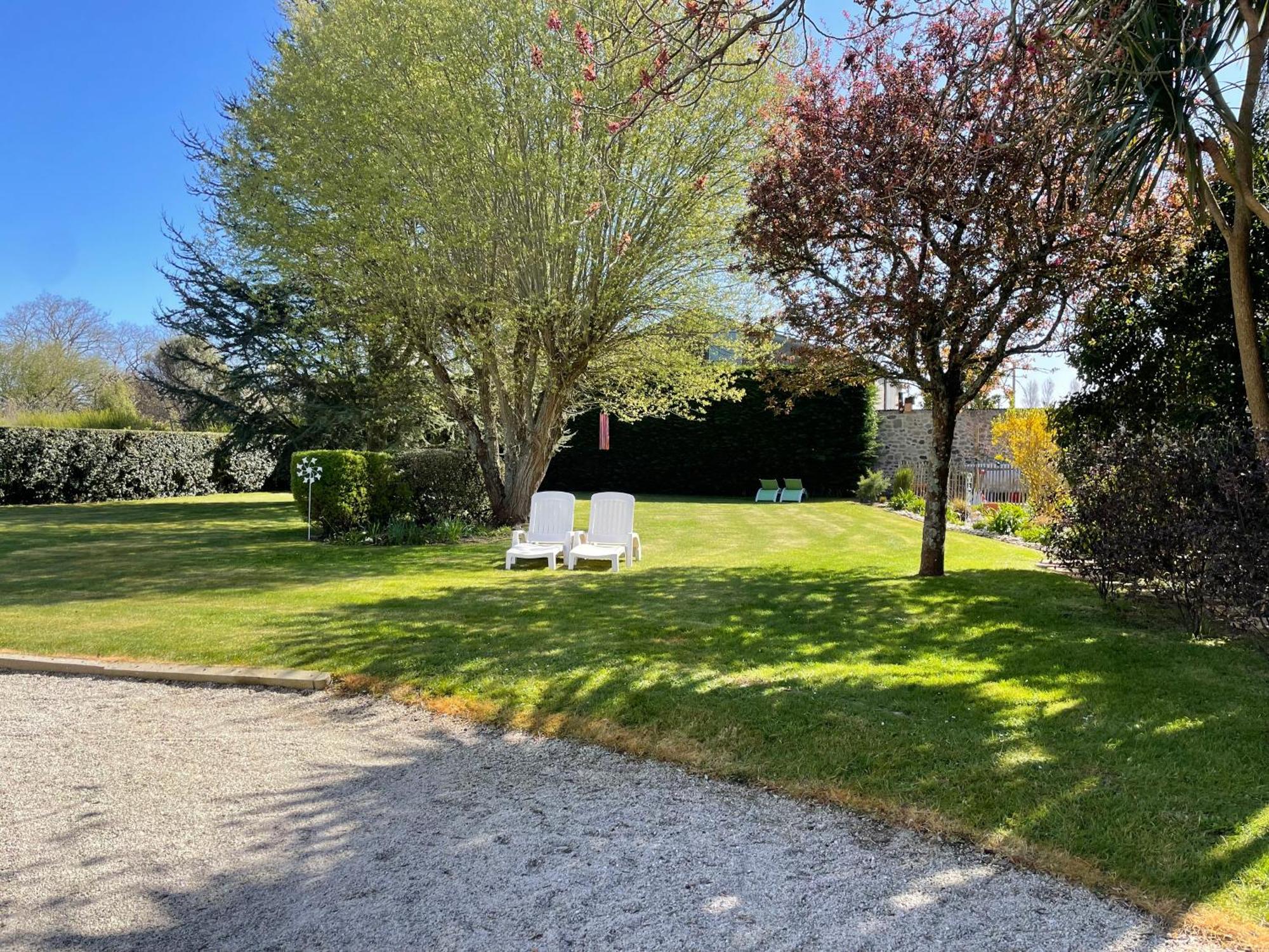 "La Revillaise" Proche Mer, Grand Jardin Clos, 2 A 5 Personnes-Adultes-Enfants- Réville Esterno foto